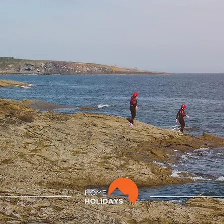#110 T1 Almeida Garrett By Holidays Διαμέρισμα